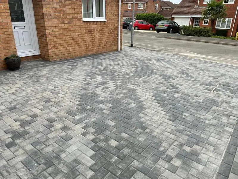 Recent driveway or garden project completed in Swindon